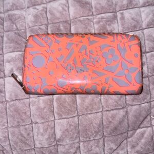 Authentic vintage Louis Vuitton limited edition vernis sweet monogram wallet
